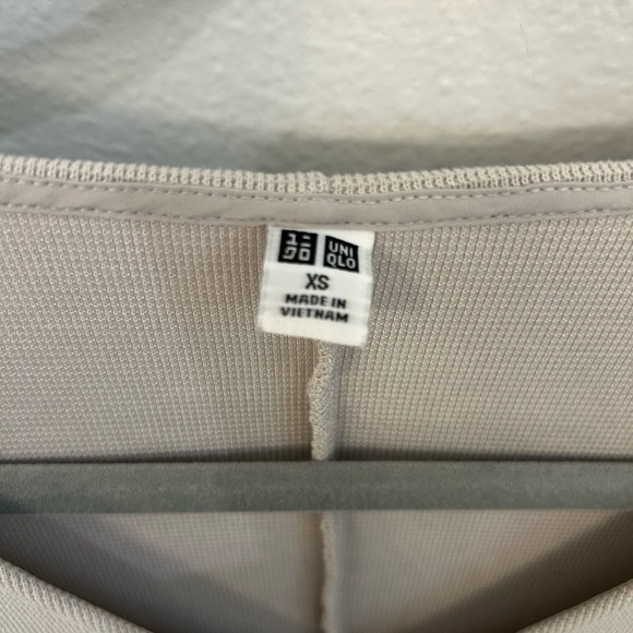 UNIQLO Women's Milano Ribbed V-Neck Dress - Picture 4 of 7